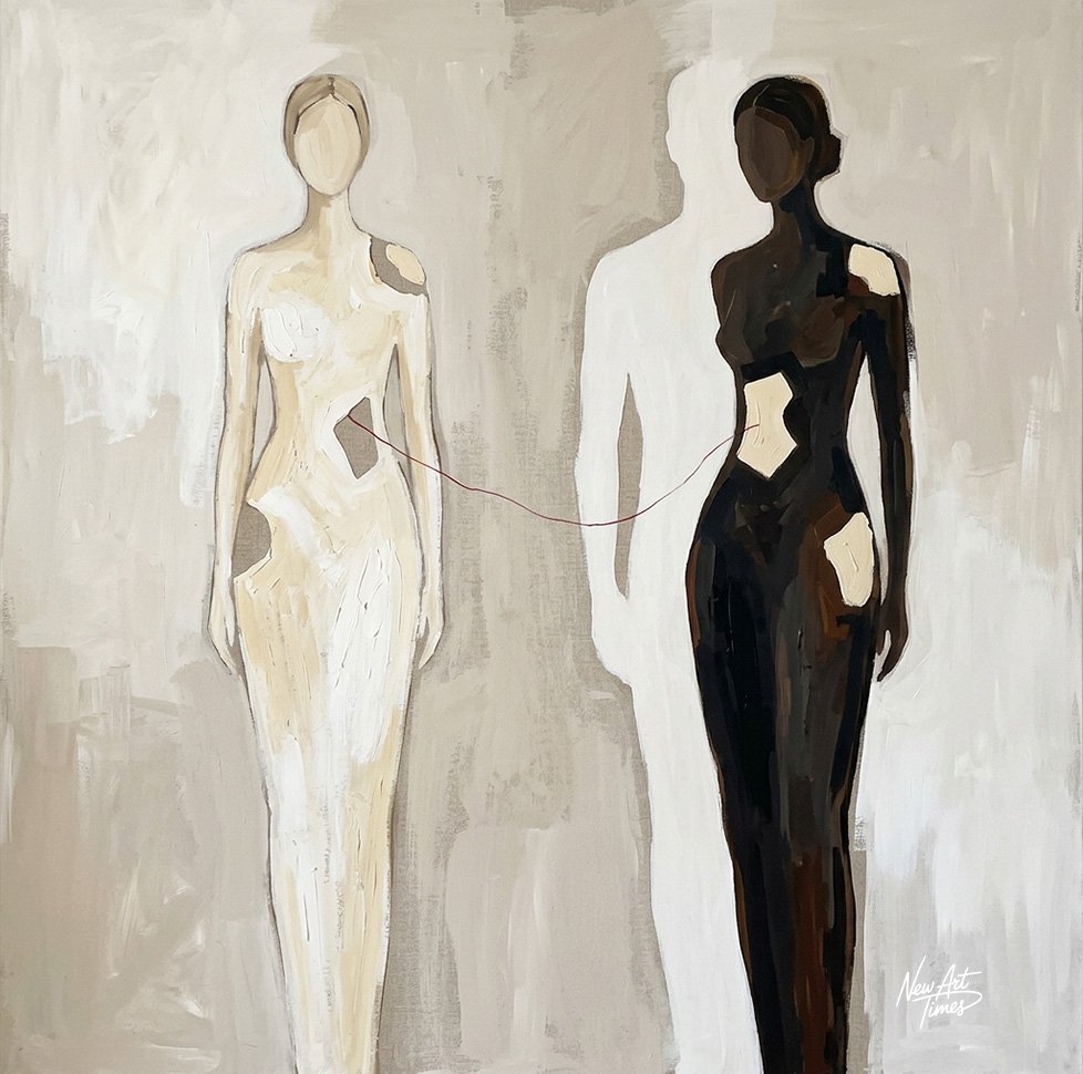La Maîtresse — œuvre contemporaine New Art Times représentant deux silhouettes féminines opposées, l’une claire et fragmentée, l’autre sombre se construisant avec les morceaux de la première